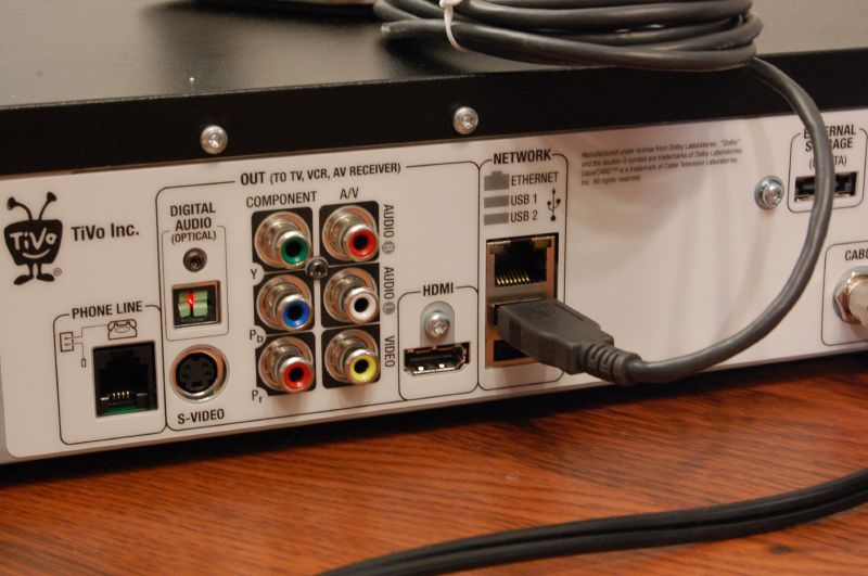 Illustration for article titled $300 TiVo HD Unboxed and Fondled (Verdict: Hell Yes!)